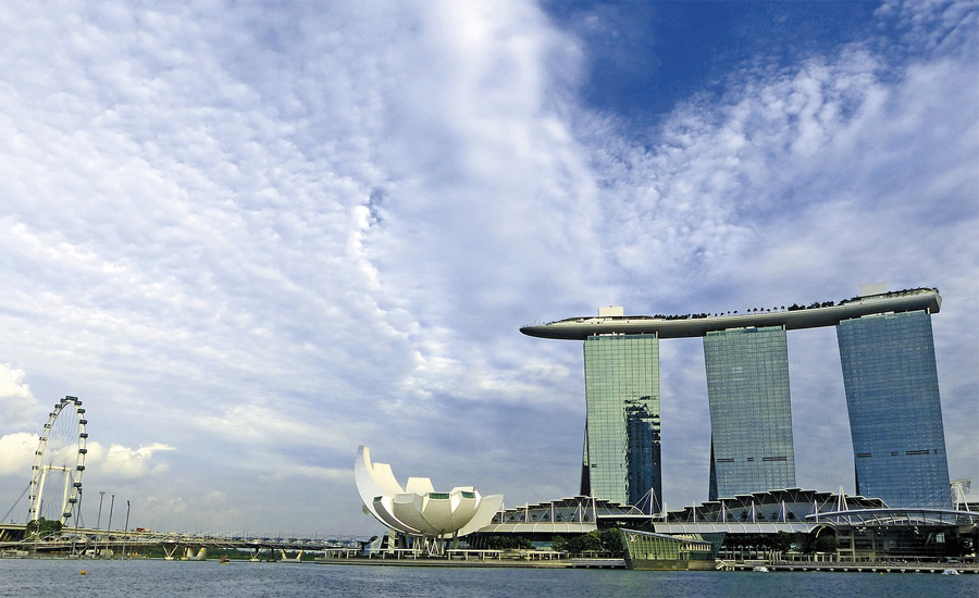 Negócios. Alimentação e bebidas rumo à Ásia