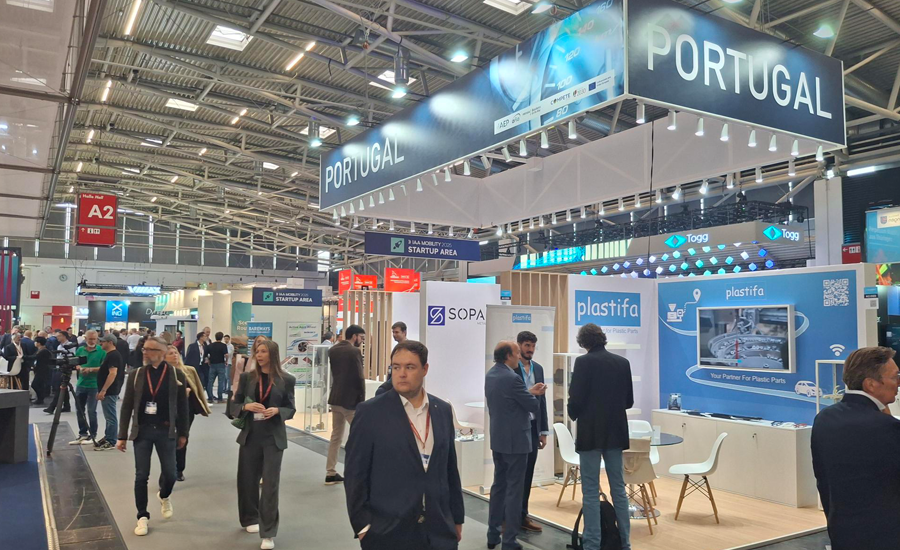 Componentes automóveis promovem-se em Munique