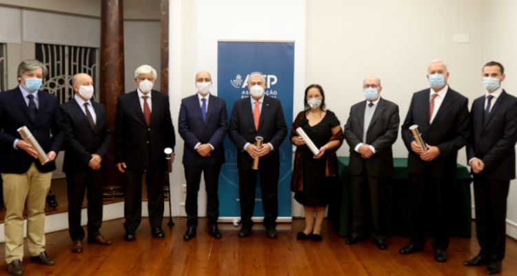 Mais cinco no quadro de honra da AEP