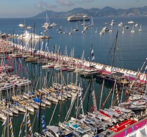 Com a indústria náutica, em Cannes