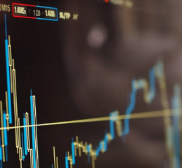 Indicadores contraditórios, retoma não sustentada