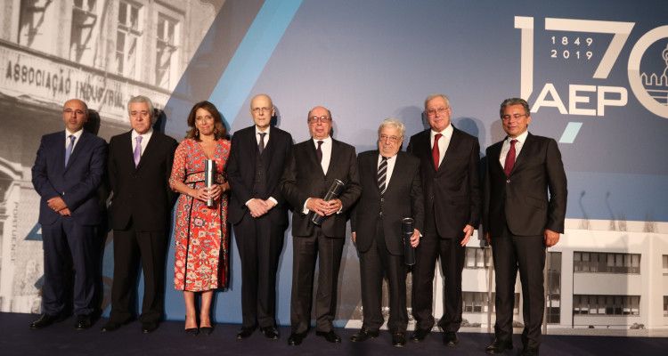 AEP com três novos sócios honorários