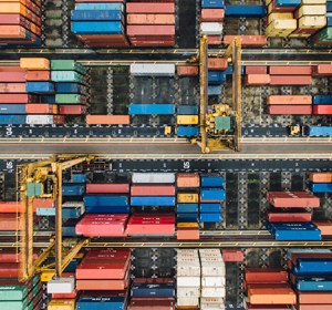 Empresas. Nova vaga de tarifas causa apreensão