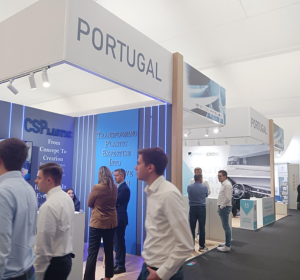 Com componentes automóveis na Alemanha