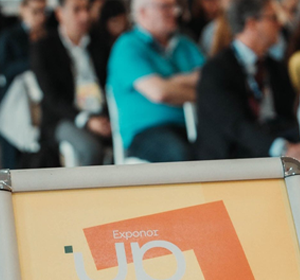 UP. Exponor ao ritmo da formação contínua